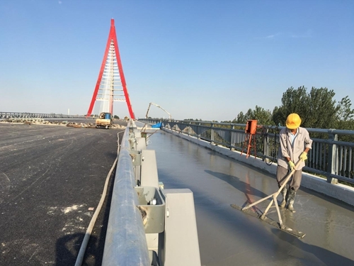 临沂祊河大桥：轻砂泡沫混凝土（设计强度5.0Mpa）